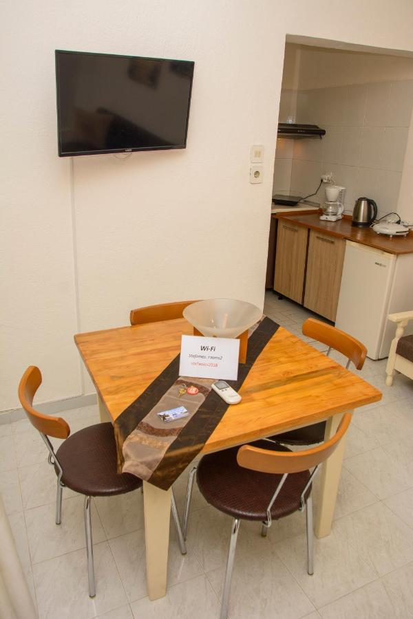 Stefanie'S Rooms Asprovalta Bagian luar foto
