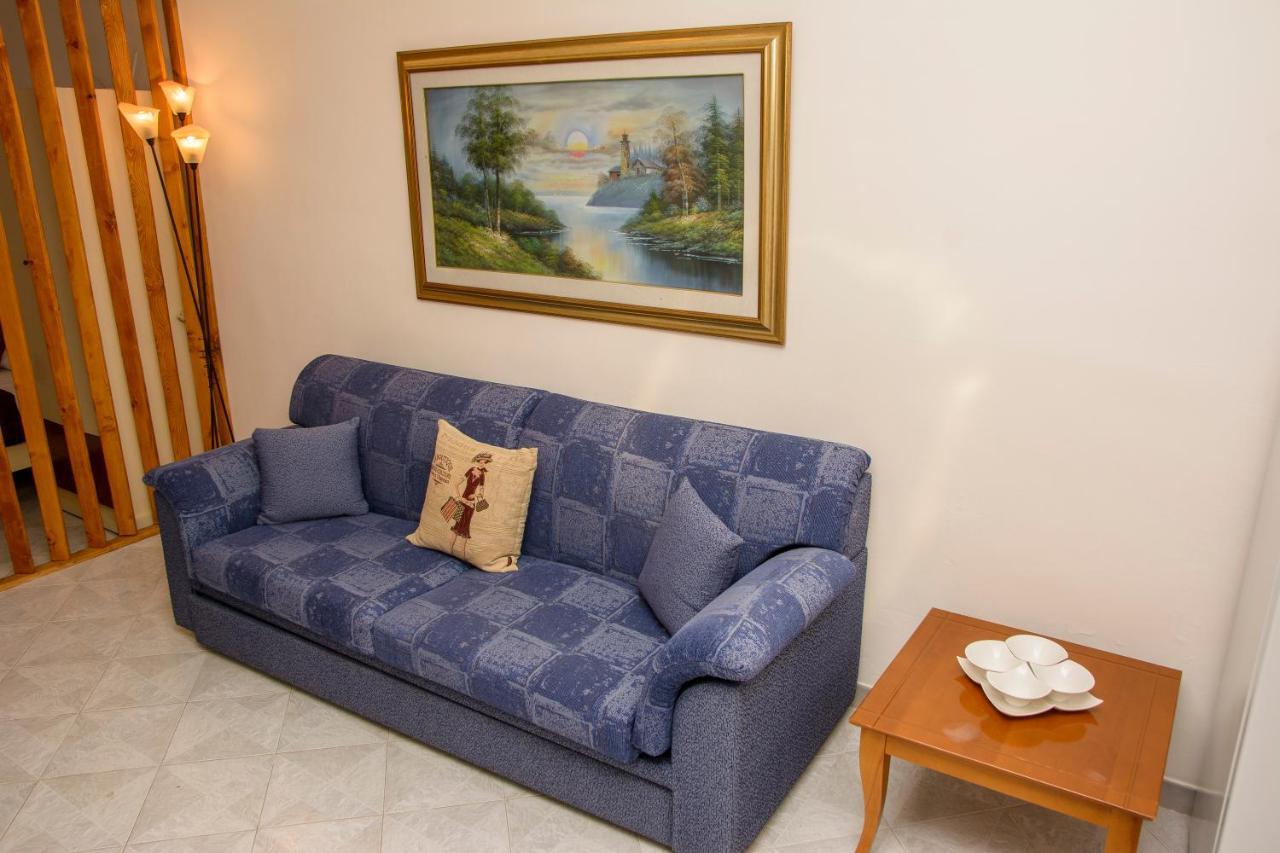 Stefanie'S Rooms Asprovalta Bagian luar foto
